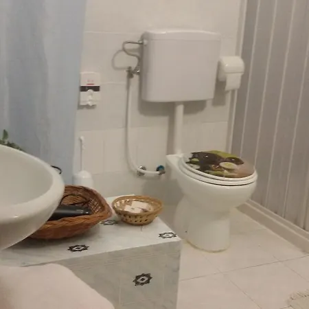 Aci Bed & Breakfast