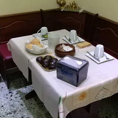 Aci Bed & Breakfast