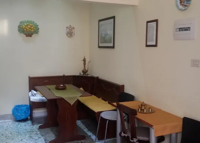 Aci לינה וארוחת בוקר